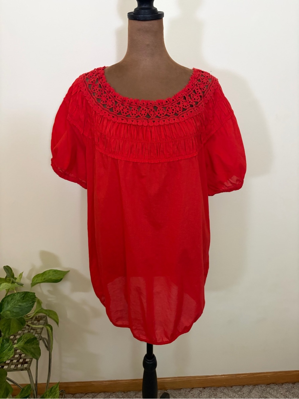 Lane Bryant Red Crochet Yoke Puff Sleeve Tunic